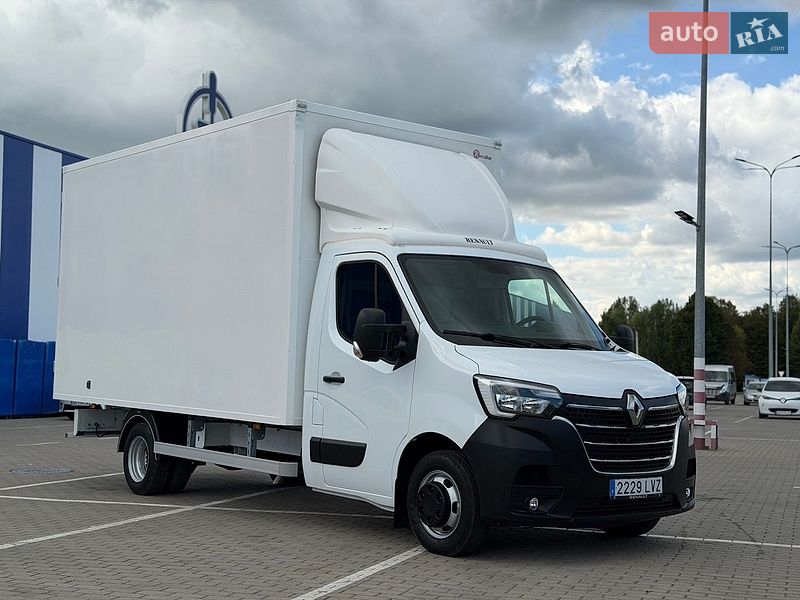 Грузовой фургон Renault Master 2022 в Дубно