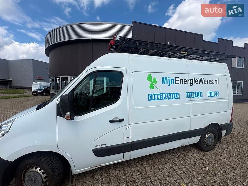 Грузовой фургон Renault Master 2015 в Луцке