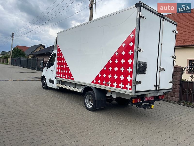 Грузовой фургон Renault Master 2017 в Луцке