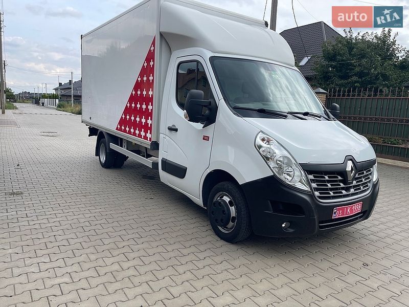 Грузовой фургон Renault Master 2017 в Луцке