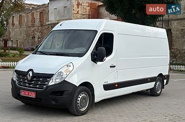 Вантажний фургон Renault Master 2015 в Тернополі