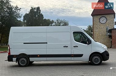 Вантажний фургон Renault Master 2015 в Тернополі