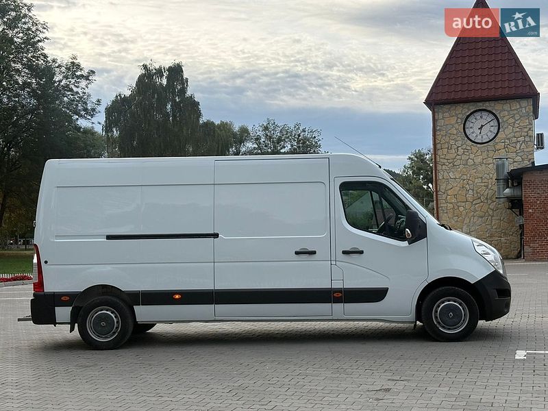 Вантажний фургон Renault Master 2015 в Тернополі