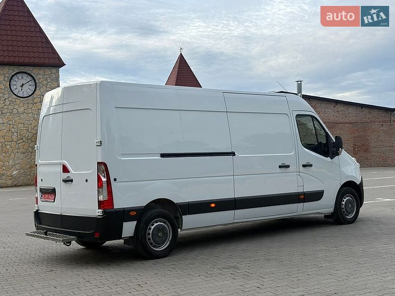 Вантажний фургон Renault Master 2015 в Тернополі