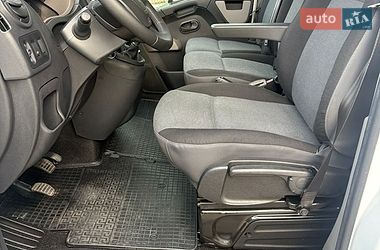 Вантажний фургон Renault Master 2015 в Тернополі