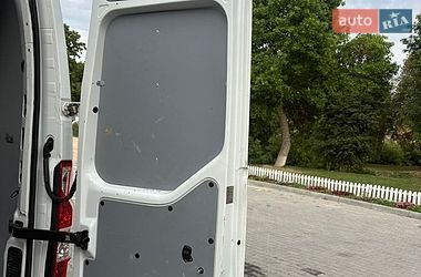 Вантажний фургон Renault Master 2015 в Тернополі