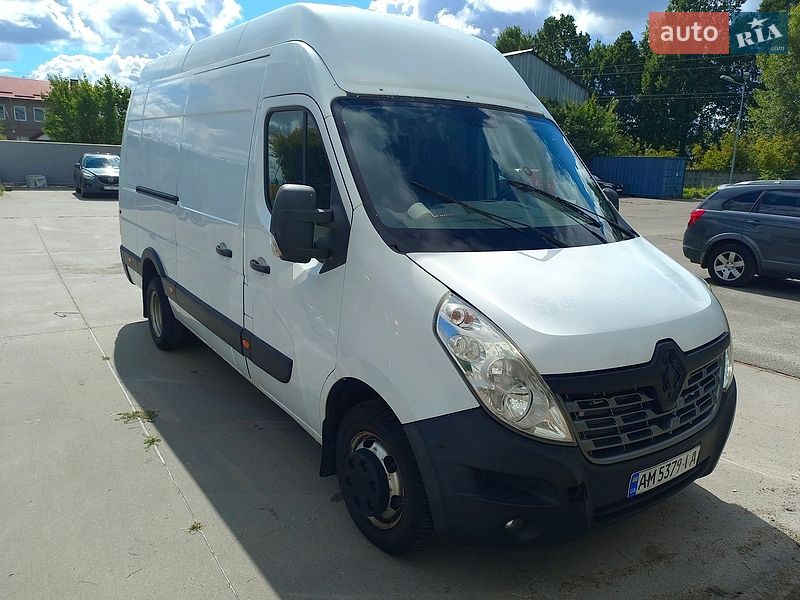 Вантажний фургон Renault Master 2015 в Броварах
