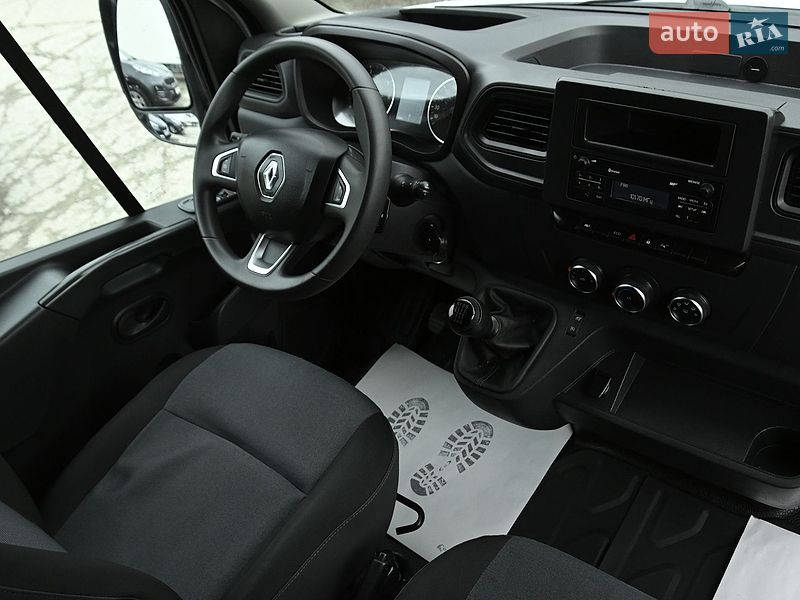 Вантажний фургон Renault Master 2021 в Бердичеві