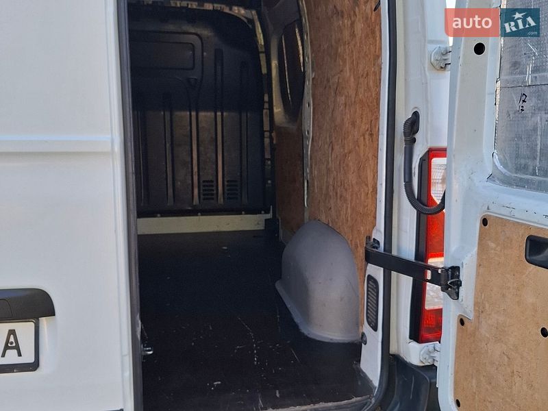 Вантажний фургон Renault Master 2015 в Подільську
