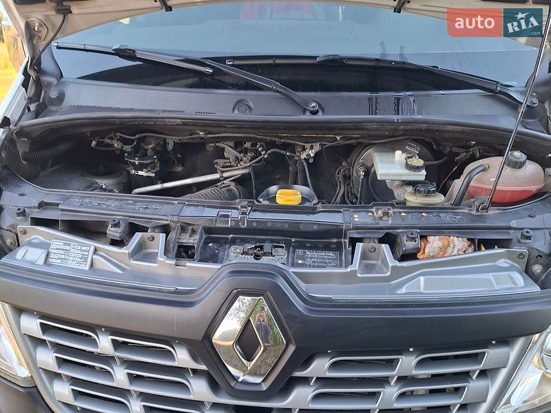 Вантажний фургон Renault Master 2015 в Подільську