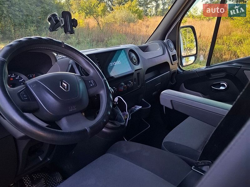 Вантажний фургон Renault Master 2015 в Подільську