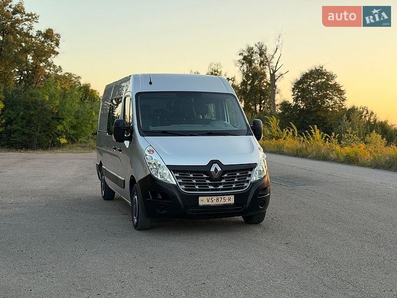 Вантажопасажирський фургон Renault Master 2015 в Дубні