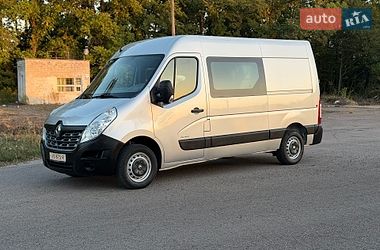 Вантажопасажирський фургон Renault Master 2015 в Дубні