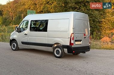 Вантажопасажирський фургон Renault Master 2015 в Дубні