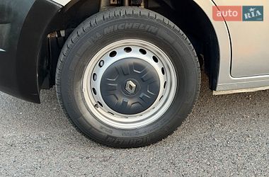 Вантажопасажирський фургон Renault Master 2015 в Дубні
