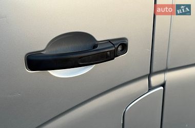Вантажопасажирський фургон Renault Master 2015 в Дубні