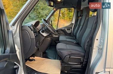 Вантажопасажирський фургон Renault Master 2015 в Дубні