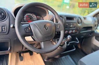 Вантажопасажирський фургон Renault Master 2015 в Дубні