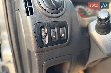 Вантажопасажирський фургон Renault Master 2015 в Дубні