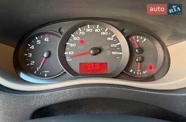 Вантажопасажирський фургон Renault Master 2015 в Дубні
