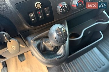 Вантажопасажирський фургон Renault Master 2015 в Дубні