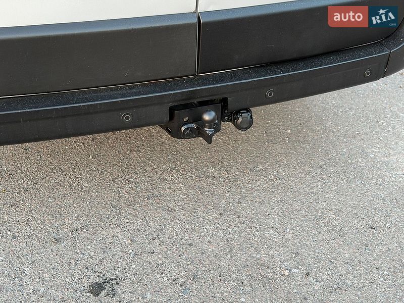 Вантажопасажирський фургон Renault Master 2015 в Дубні
