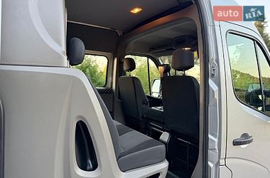 Вантажопасажирський фургон Renault Master 2015 в Дубні