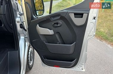 Вантажопасажирський фургон Renault Master 2015 в Дубні
