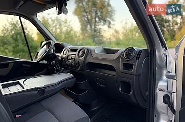 Вантажопасажирський фургон Renault Master 2015 в Дубні