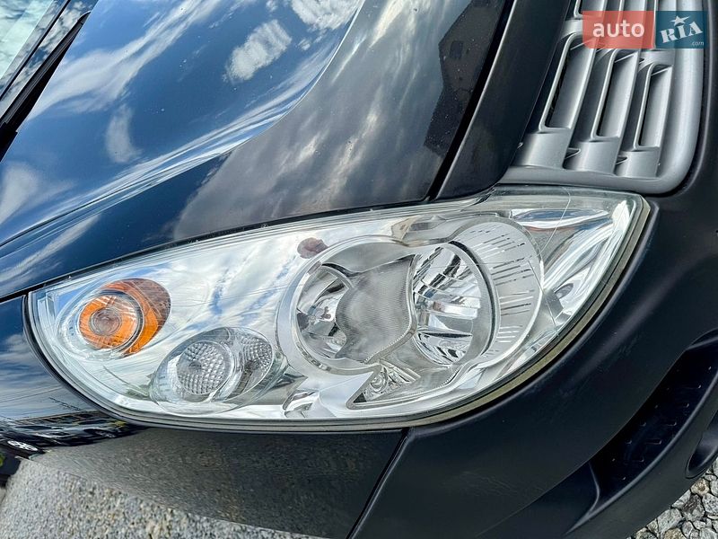 Грузовой фургон Renault Master 2016 в Черновцах