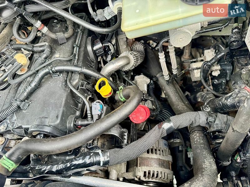 Грузовой фургон Renault Master 2016 в Черновцах