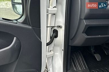 Вантажний фургон Renault Master 2021 в Львові фото 27 Вантажний фургон Renault Master 2021 в Львові
