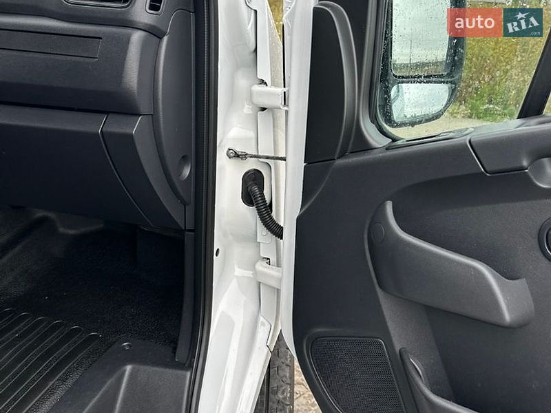 Вантажний фургон Renault Master 2021 в Львові фото 36 Вантажний фургон Renault Master 2021 в Львові