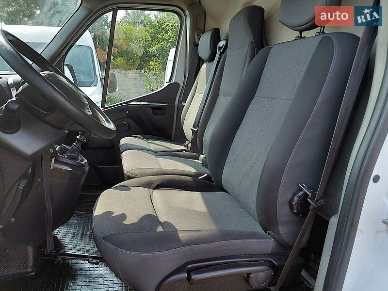 Грузовой фургон Renault Master 2018 в Ивано-Франковске