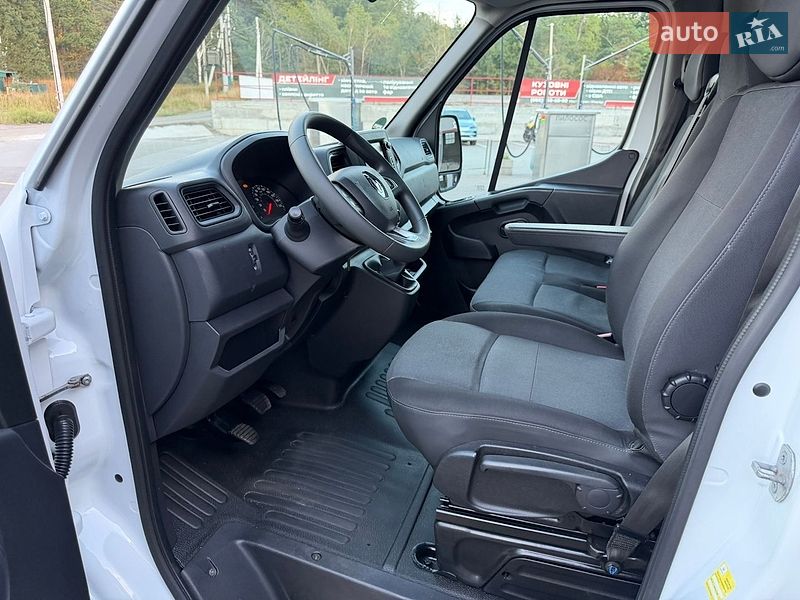 Грузовой фургон Renault Master 2021 в Ирпене