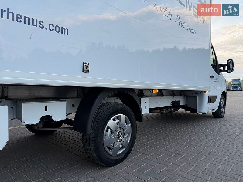 Вантажний фургон Renault Master 2021 в Ірпені