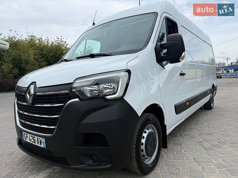 Грузовой фургон Renault Master 2023 в Дубно