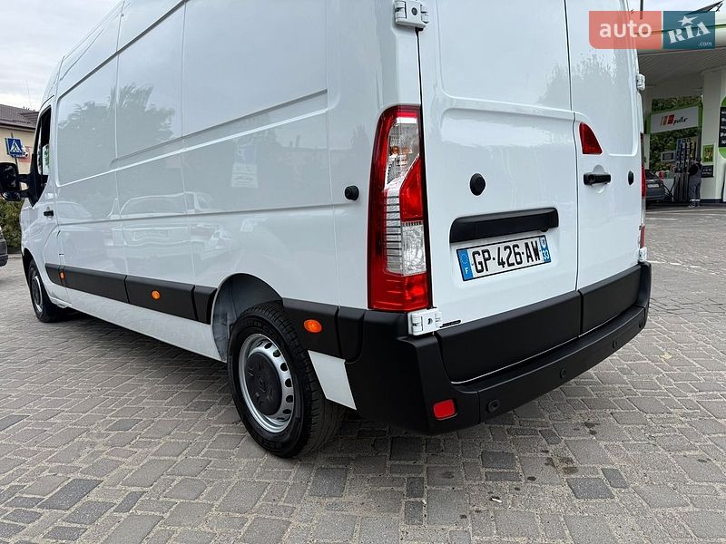 Грузовой фургон Renault Master 2023 в Дубно