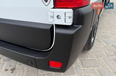 Грузовой фургон Renault Master 2023 в Дубно