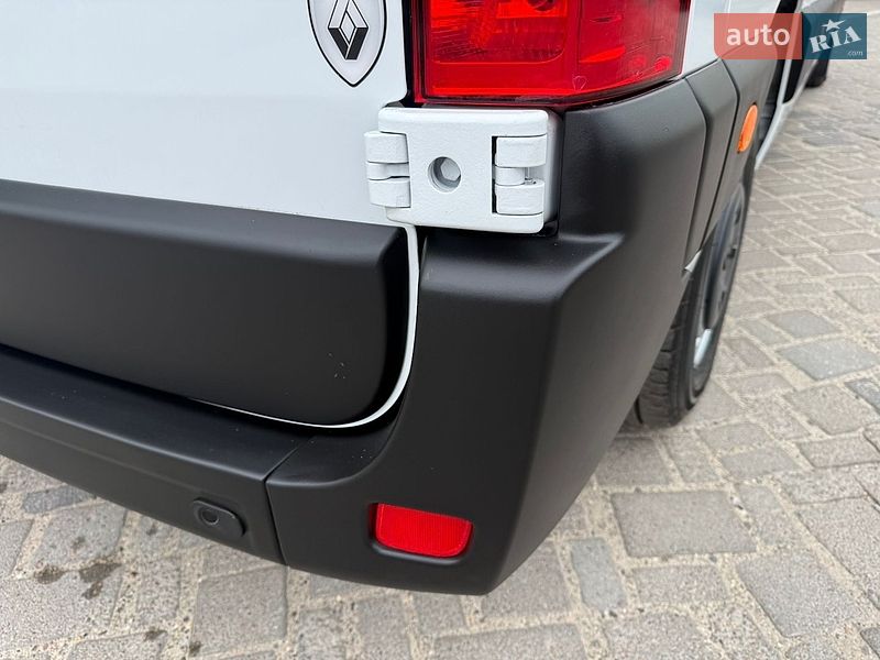 Грузовой фургон Renault Master 2023 в Дубно