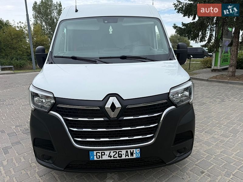Грузовой фургон Renault Master 2023 в Дубно