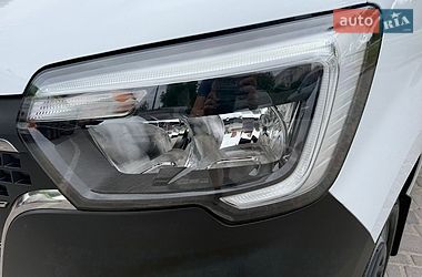 Грузовой фургон Renault Master 2023 в Дубно