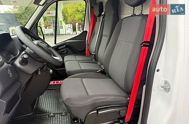 Грузовой фургон Renault Master 2023 в Дубно