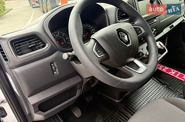Грузовой фургон Renault Master 2023 в Дубно