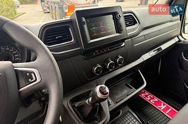 Грузовой фургон Renault Master 2023 в Дубно