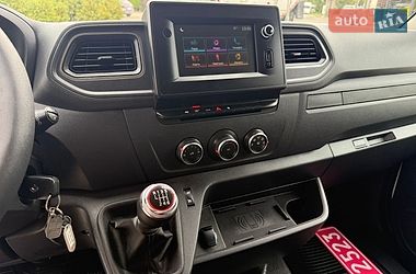 Грузовой фургон Renault Master 2023 в Дубно