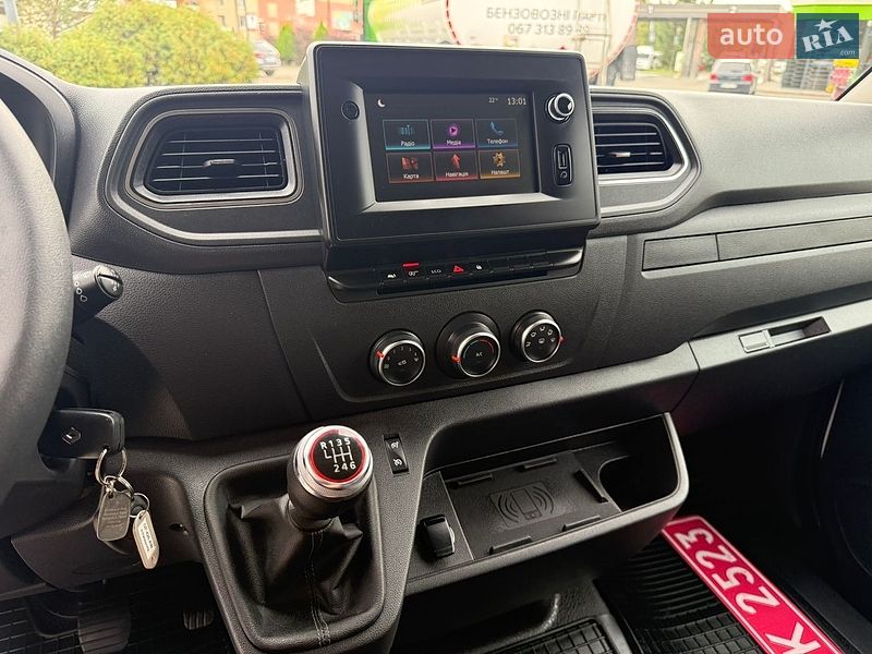 Грузовой фургон Renault Master 2023 в Дубно