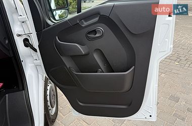 Грузовой фургон Renault Master 2023 в Дубно