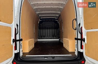 Грузовой фургон Renault Master 2023 в Дубно