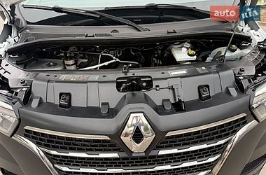 Грузовой фургон Renault Master 2023 в Дубно
